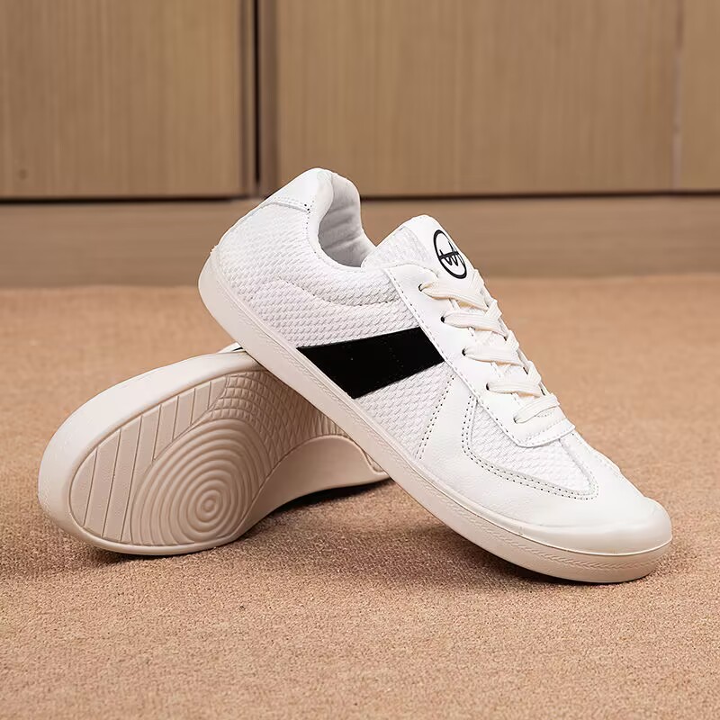 รองเท้ากีฬาผู้หญิง รองเท้าลำลอ - Sneakers Fashion Women บทวิจารณ์และราคา