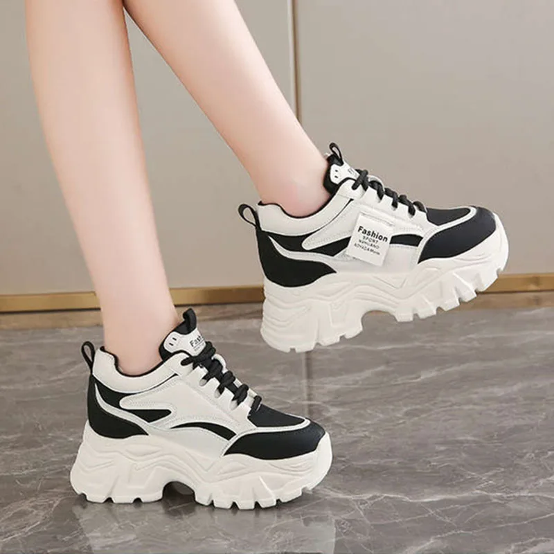 รองเท้าผ้าใบแฟชั่นใหม่ เพิ่มคว - Sneakers Fashion Women บทวิจารณ์และราคา