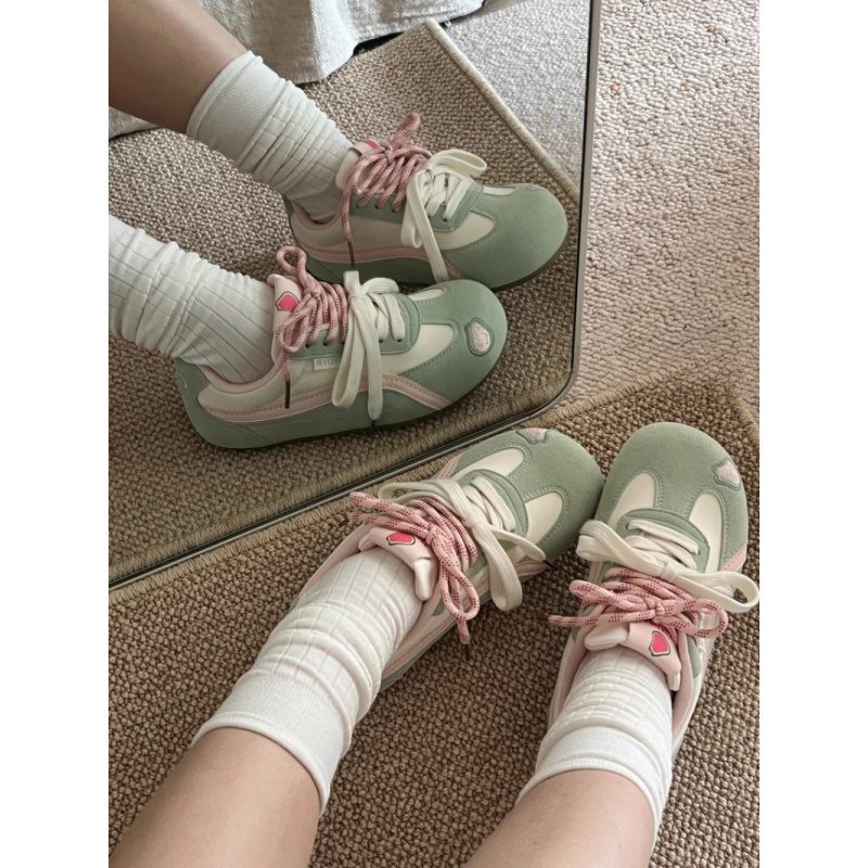 รองเท้าผ้าใบผู้หญิงสไตล์เยอรมั - Sneakers Fashion Women บทวิจารณ์และราคา